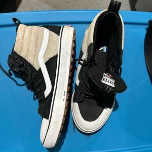 Men’s Vans MTE waterproof shoes